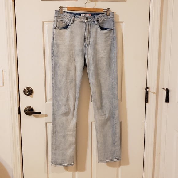 CAbi Higher Straight Jeans Size 4 - Picture 2 of 10